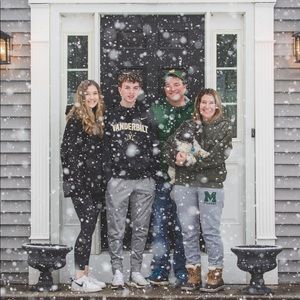 Meet your Posher, Carrie